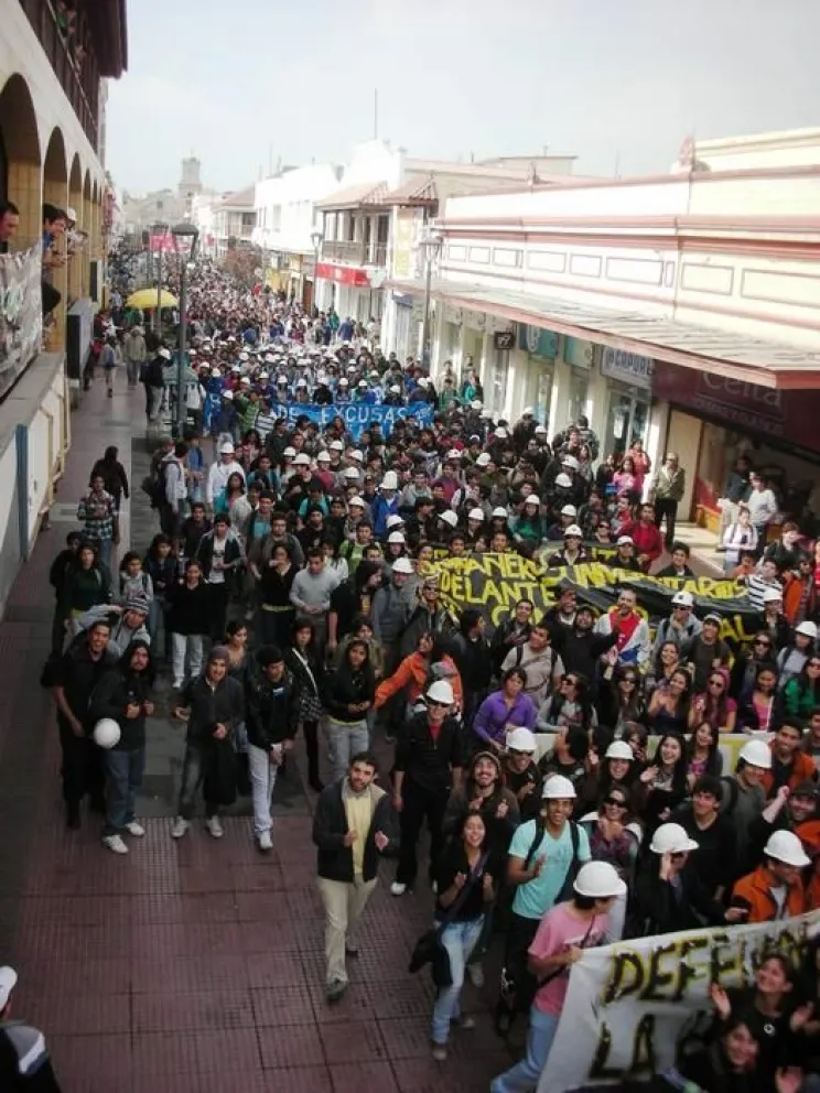 Estudiantes chilenos protagonizarán primera marcha del año