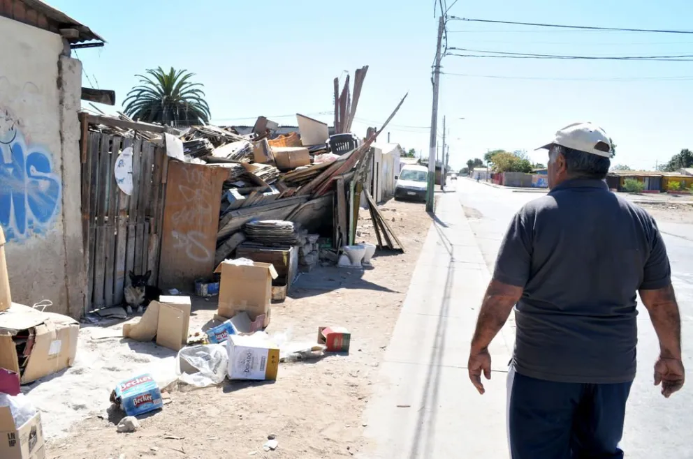 Vecinos reclaman por acumulación de basura en una casa | Diario el Día
