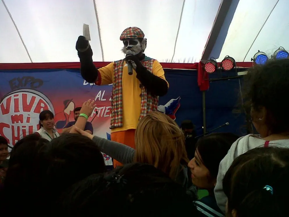 Gato Juanito cautivó a los más pequeños