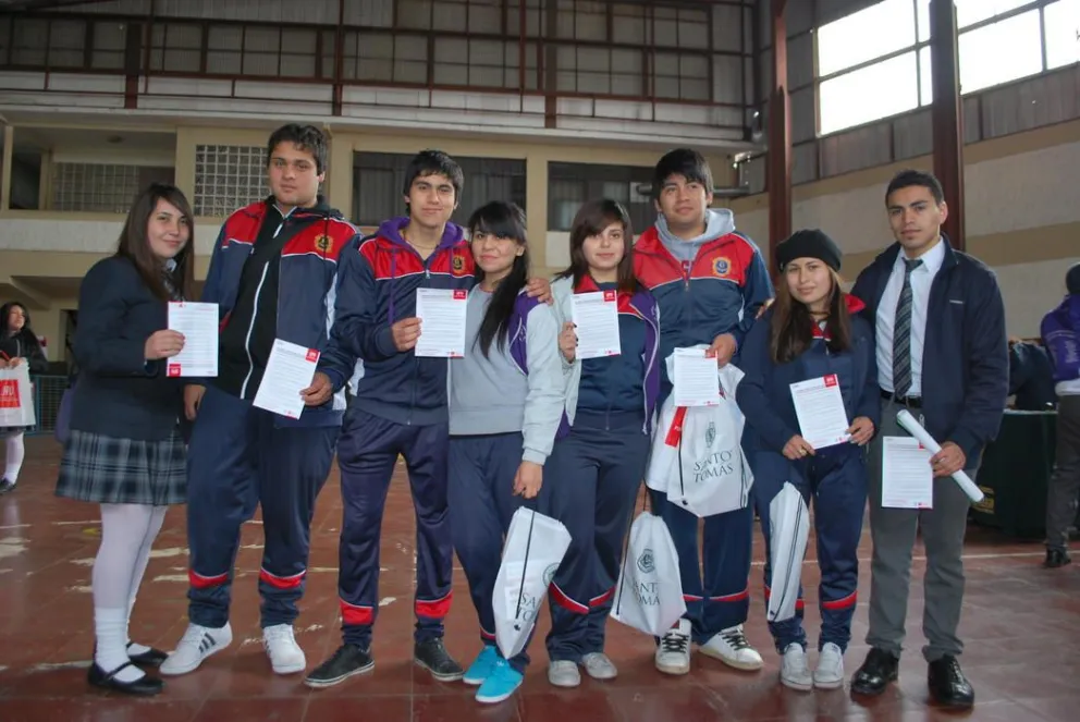 Lanzan campaña contra violencia en relación de pololeo