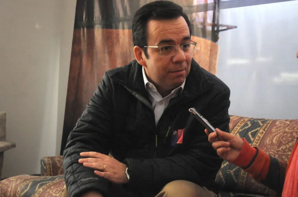 La autoridad se refirió además a lo que  ha sido la recuperación de los sectores productivos tras el terremoto y tsunami del 16 de septiembre. FOTO ANDREA CANTILLANES