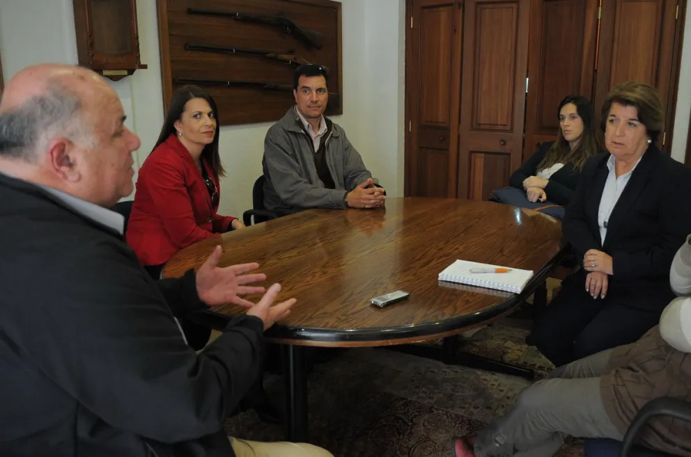 Los representantes de la entidad señalaron que están dispuestos a trabajar en conjunto con el gobierno para buscar soluciones de manera de retomar el dinamismo económico en la zona. FOTO LAUTARO CARMONA