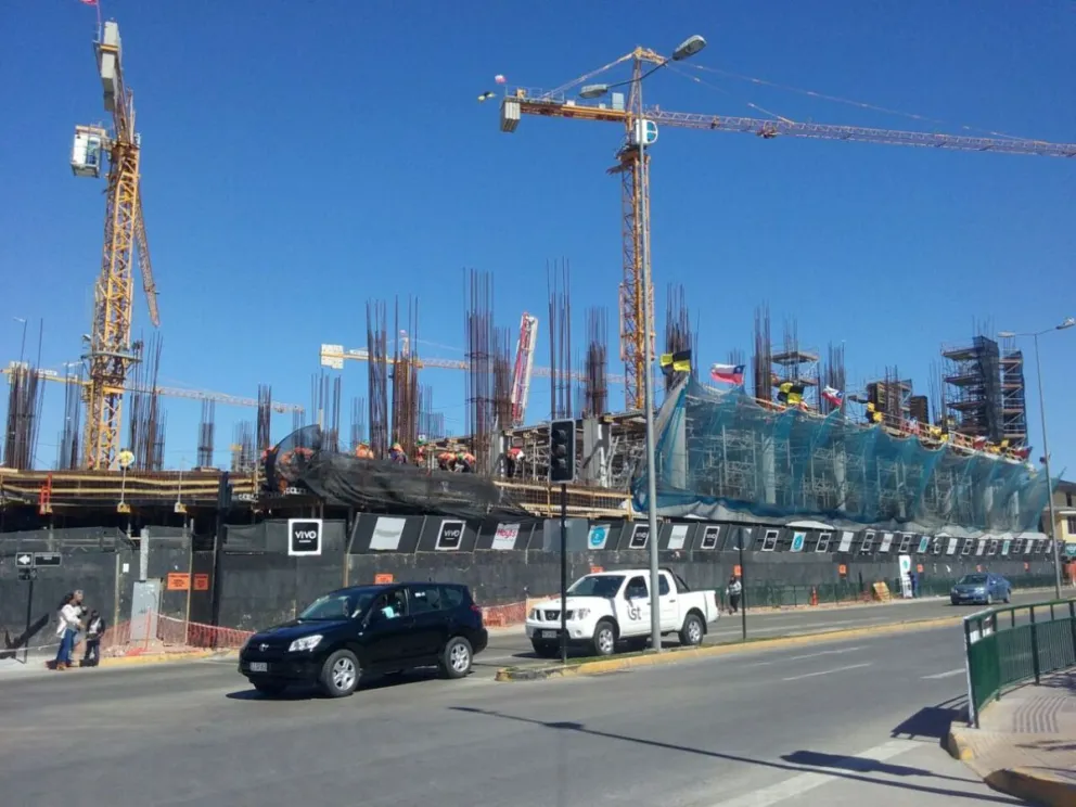 En el mall Vivo Coquimbo, que actualmente se encuentra en construcción, H&M llegará como una de las tiendas principales. FOTO LAUTARO CARMONA
