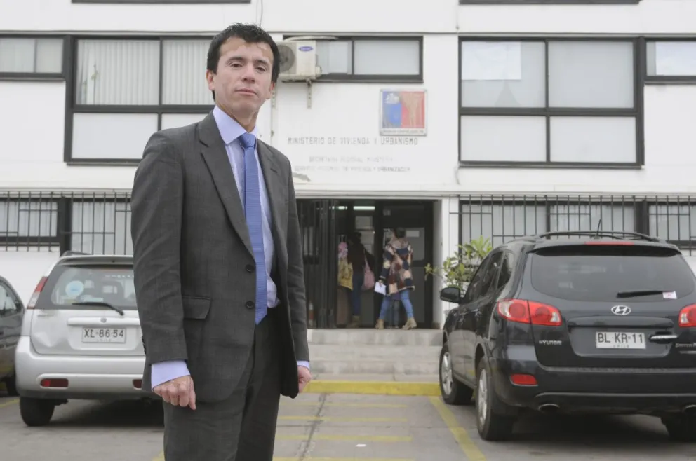 La verdadera “batalla legal” que han mantenido NeoRentas y el titular regional de Vivienda se ha dado por las obras que desarrolla la firma en Avenida Estadio. FOTO ANDREA CANTILLANES.