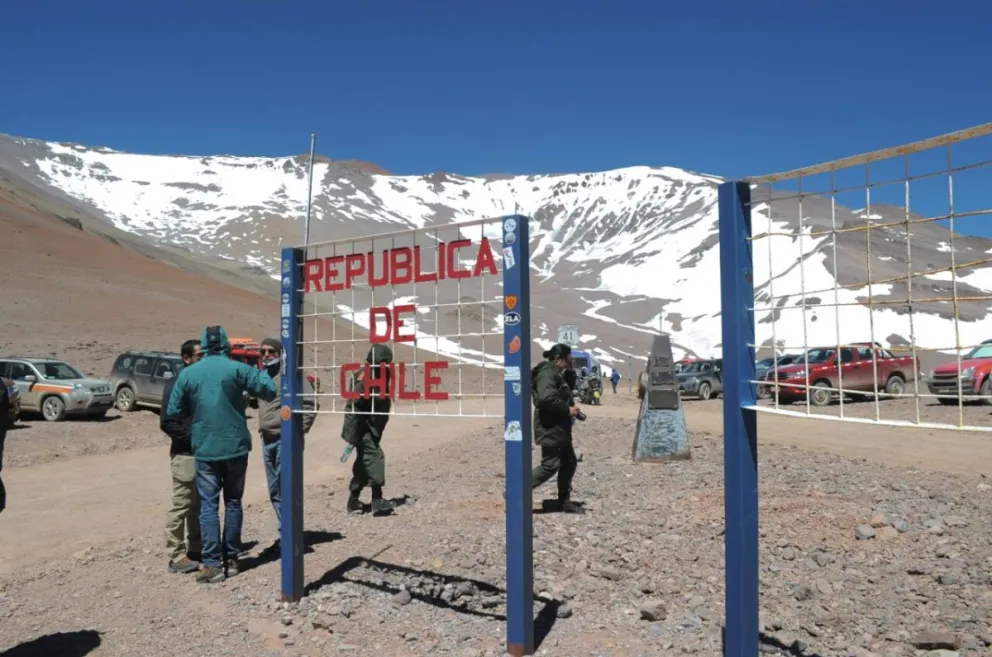 Autoridades regionales han coincidido en que se deben plantear opciones que permitan evitar el paso de camiones de carga por el valle de Elqui. FOTO LAUTARO CARMONA