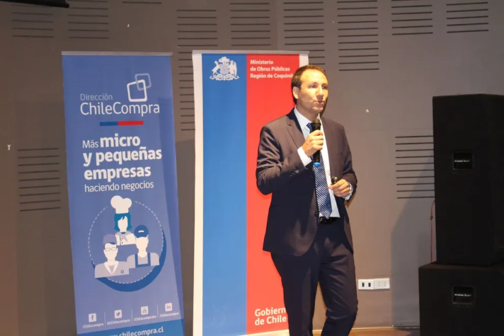 PIE DE FOTO: Uno de los que participó en la actividad en la que se dio a conocer esta medida en la región fue Juan Manuel Sánchez, Director General de Obras Públicas. FOTO CEDIDA