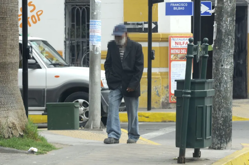 Las autoridades llaman también a los familiares de las personas en situación de calle a ser más responsables, ya que no pueden quedarse de brazos cruzados ante esta problemática Foto: Andrea Cantillanes
