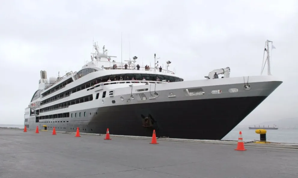 Su segunda visita a la zona durante esta temporada cumplirá este domingo el crucero francés Le Boreal. Foto:Diario El Día