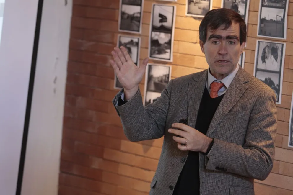 Juan José Ugarte, destacó  las cualidades de la madera para ser empleada en la construcción de viviendas.