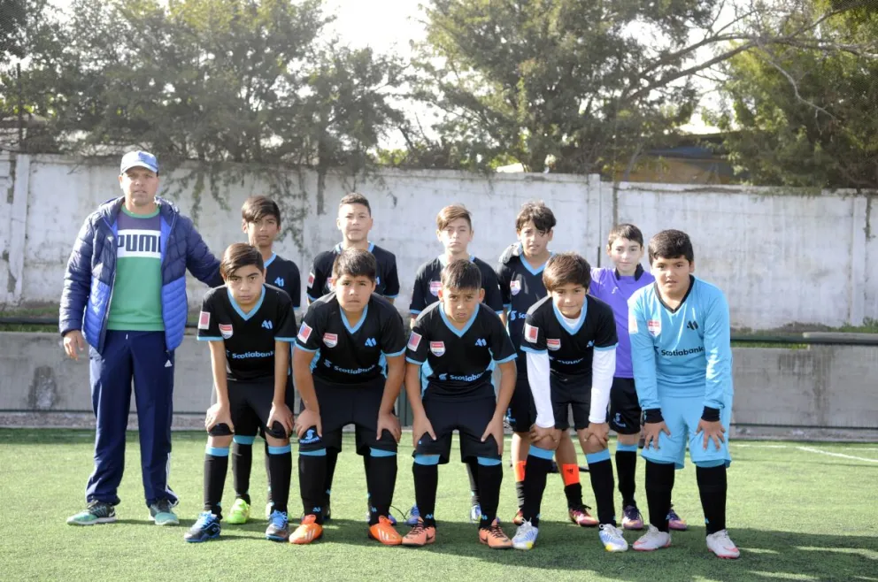 El cuadro de José Martí Pérez le hizo 8-0 a Domingo Faustino Sarmiento, aunque tendrá un duro rival en la Escuela Básica El Palqui si pretende avanzar a las semifinales.