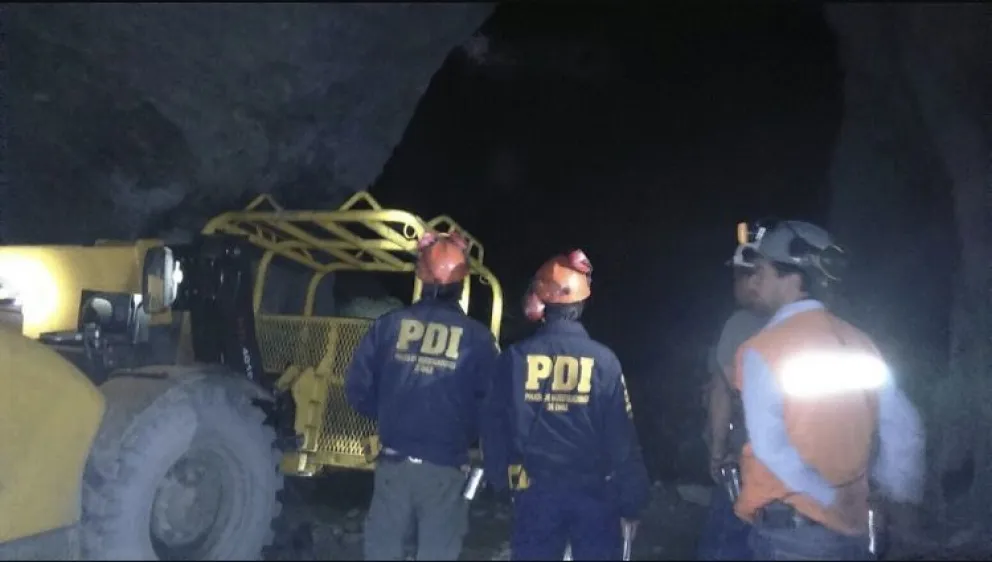 El hecho se confirmó durante este mediodía y ocurrió al interior del pique El Huasco, ubicado a unos 35 kilómetros de la comuna illapelina