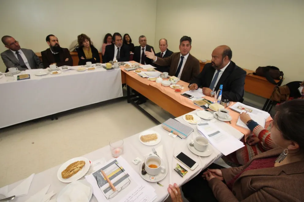Importante instancia entre autoridades y casas de estudio regionales