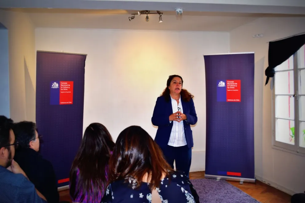 Daniela Serani Directora del CNCA inaugura el evento.
