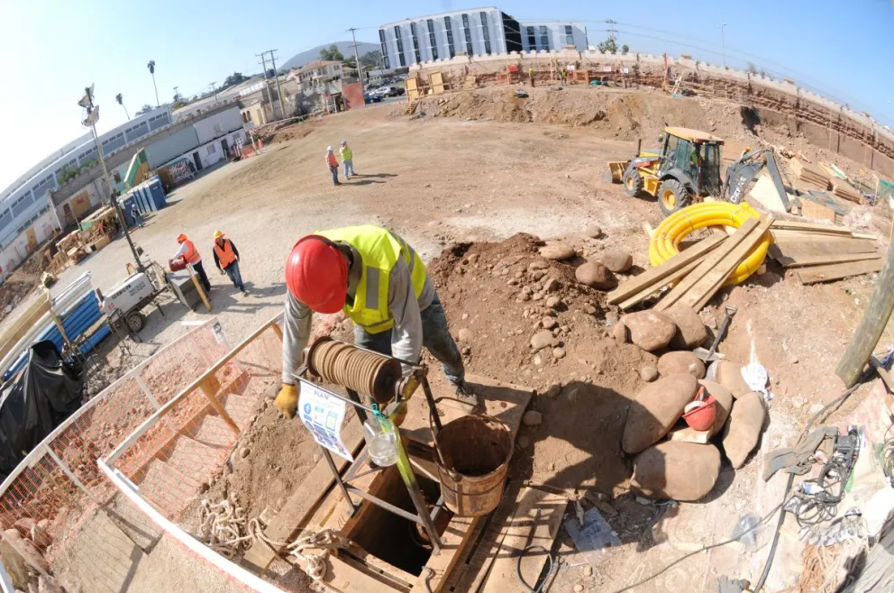 En diciembre del año pasado se hizo entrega a la empresa los terrenos y actualmente se están desarrollando las obras del CDT.