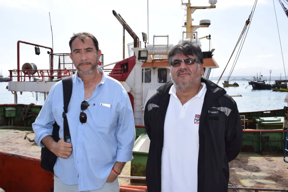 Jorge Rivera y Carlos Espinoza, dirigentes de la Asociación Pesquera de Palangreros de Chile A.G. (Pespal).