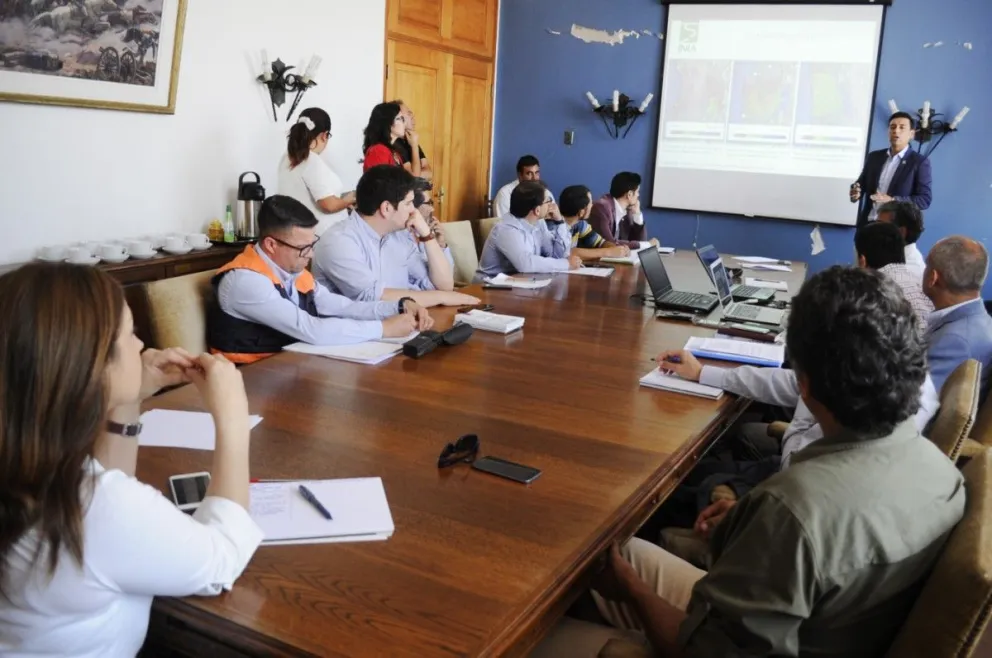 Durante el encuentro la intendenta regional, Lucía Pinto, mandató a las entidades relacionadas con el área a adelantar los planes de contingencia y evitar problemas como los ocurridos en años anteriores.