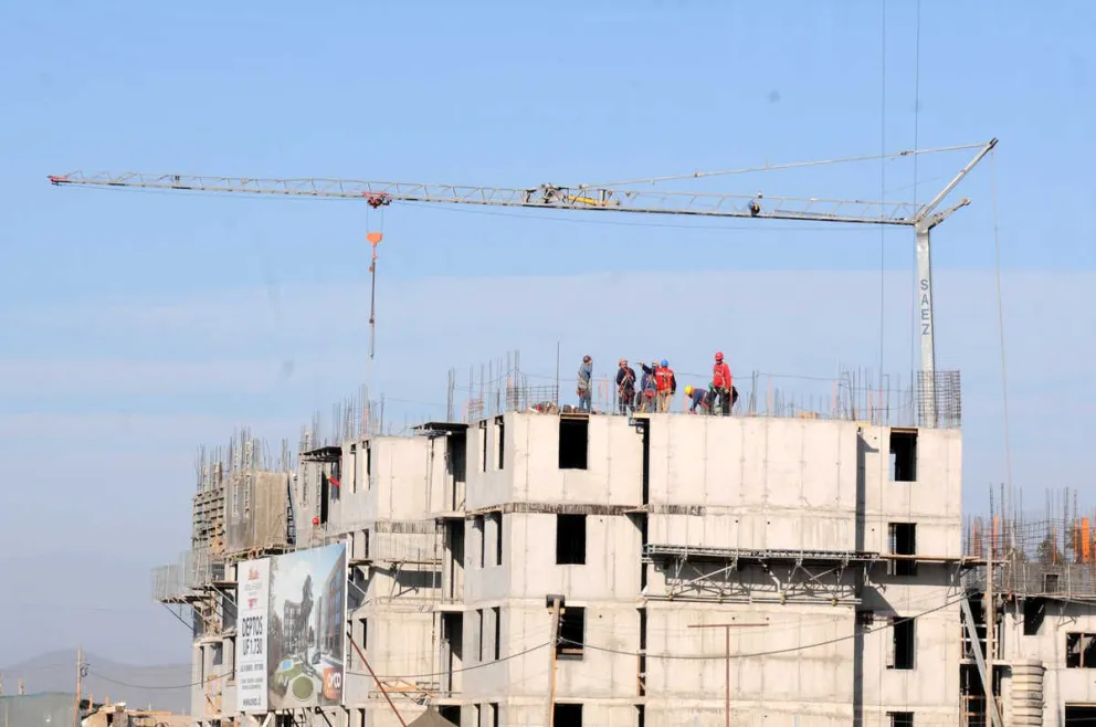 En cuanto al detalle por comunas, el sondeo señala que es Coquimbo la que tiene el mayor déficit habitacional en la región, con 13.331 viviendas.