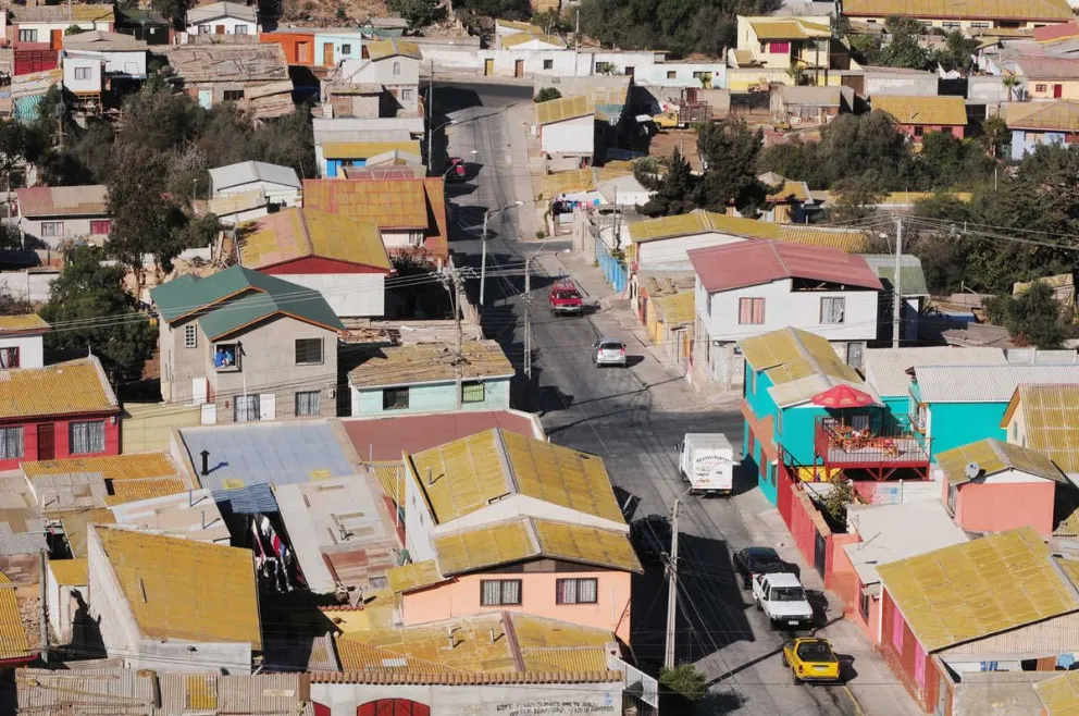 El Minvu declaró a la ladera poniente de la Parte Alta como “zona de interés público”, lo que permite gestionar recursos que puedan financiar las iniciativas públicas