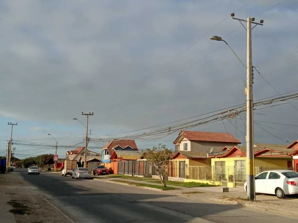 Un total de 24 mil luminarias se cambiarían tras la firma de un contrato entre el municipio y la empresa Elecnor, pero tras varios años de la firma del acuerdo aparecen dudas del cumplimiento y se pide intervención de la Contraloría.