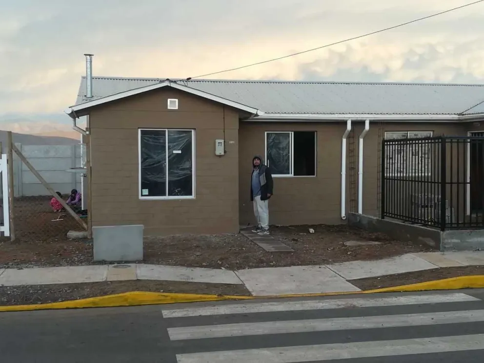 Las casas de la Villa El Mirador de Guanaqueros están siendo habitadas por sus propietarios y propietarias, quienes destacaron la calidad de la construcción.
