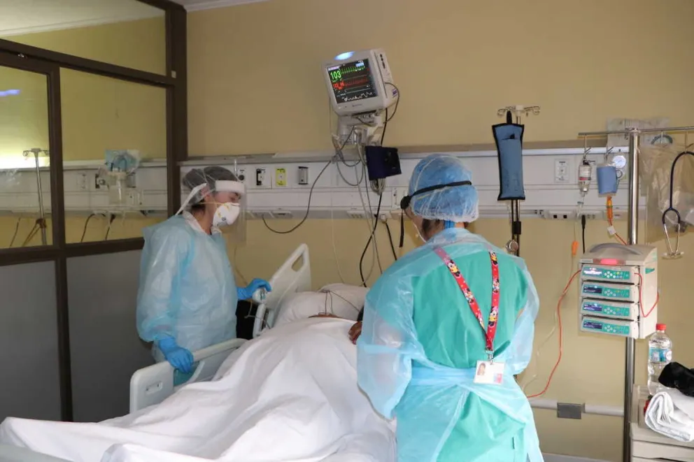 Un total de 132 funcionarios y profesionales trabajan en las áreas críticas del Hospital San Pablo de Coquimbo, establecimiento primordial en estos momentos en que se enfrenta una pandemia.