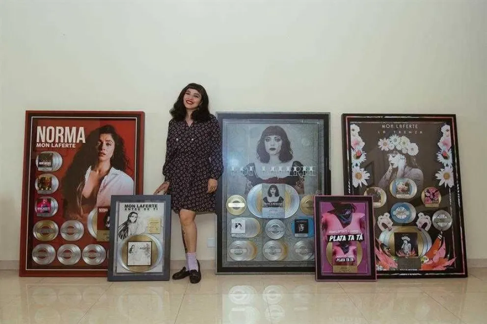 mon-laferte