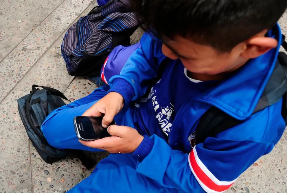 Dispositivos Móviles: Los distractores del Aula