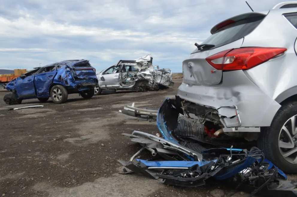 La cronología del fatal accidente en la cuesta El Teniente: dos ...
