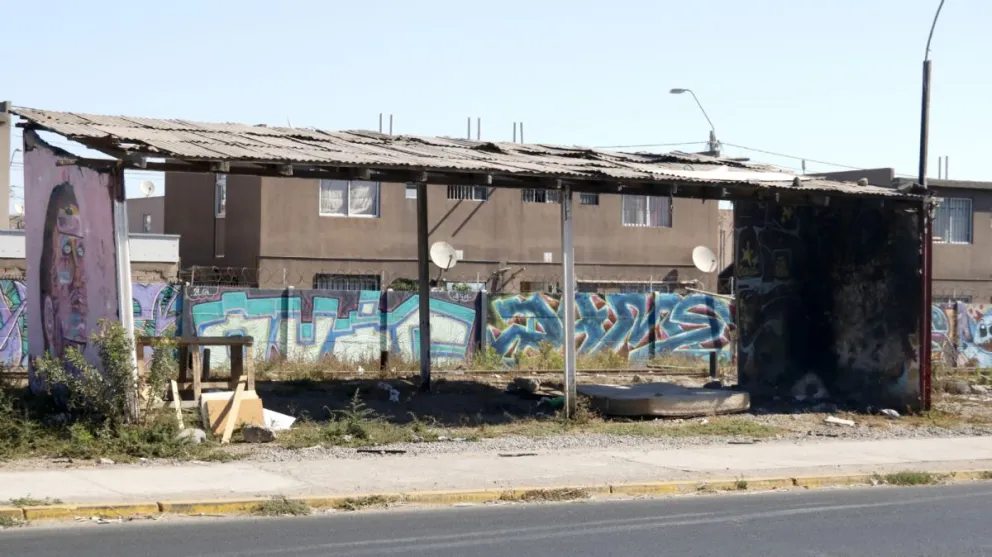 Vecinos de Avenida Islón denuncian microbasural e incivilidades en el ...
