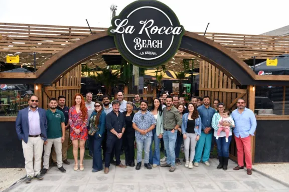 Reabren restobar La Rocca Beach en la Avenida del Mar de La Serena ...