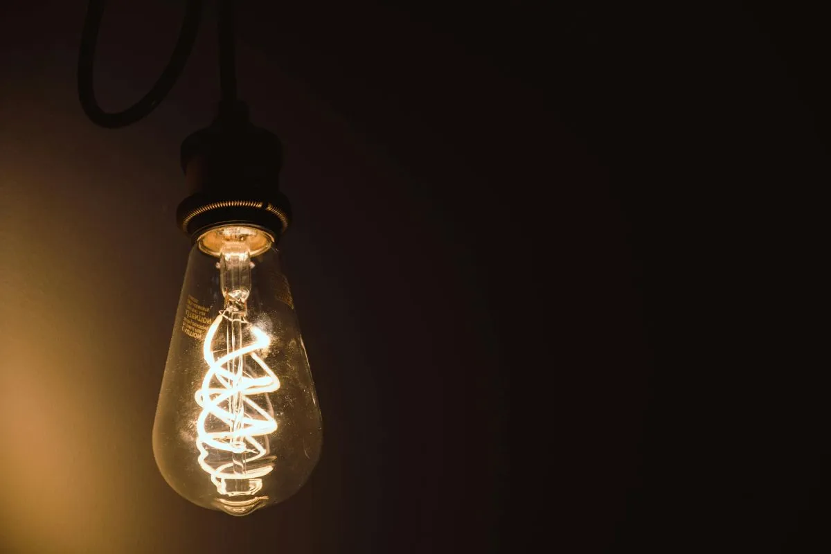 Bajarían cuentas de luz en La Serena: Escándalo por error de cálculo