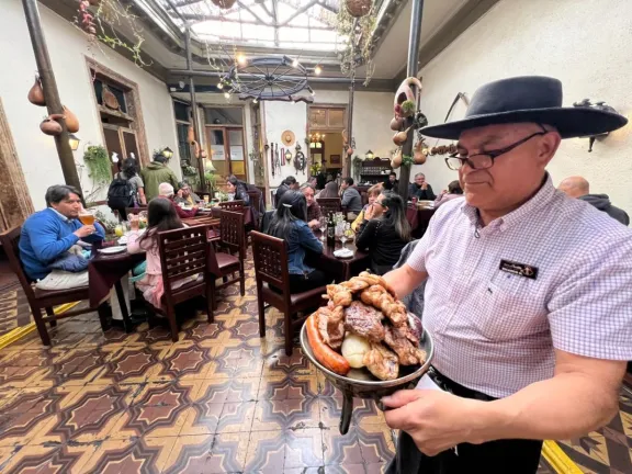 Guaton ‘Donde el guatón’: 36 años rescatando las tradiciones y la buena comida ...