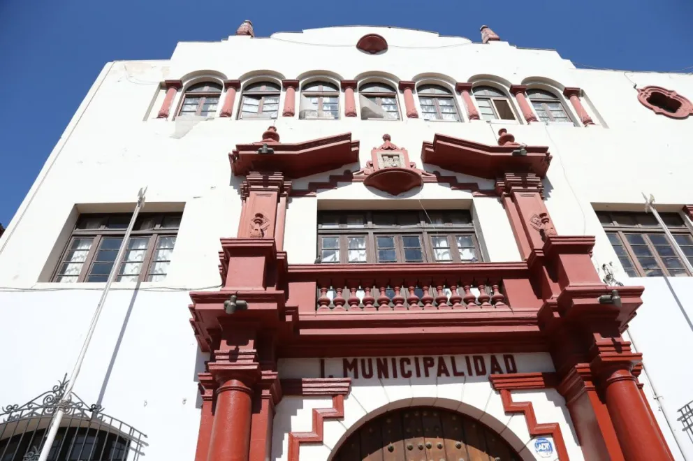 Tras la suspensión de Roberto Jacob como alcalde de La Serena, dicho cargo lo ejercerá de manera subrogante el actual administrador municipal. 