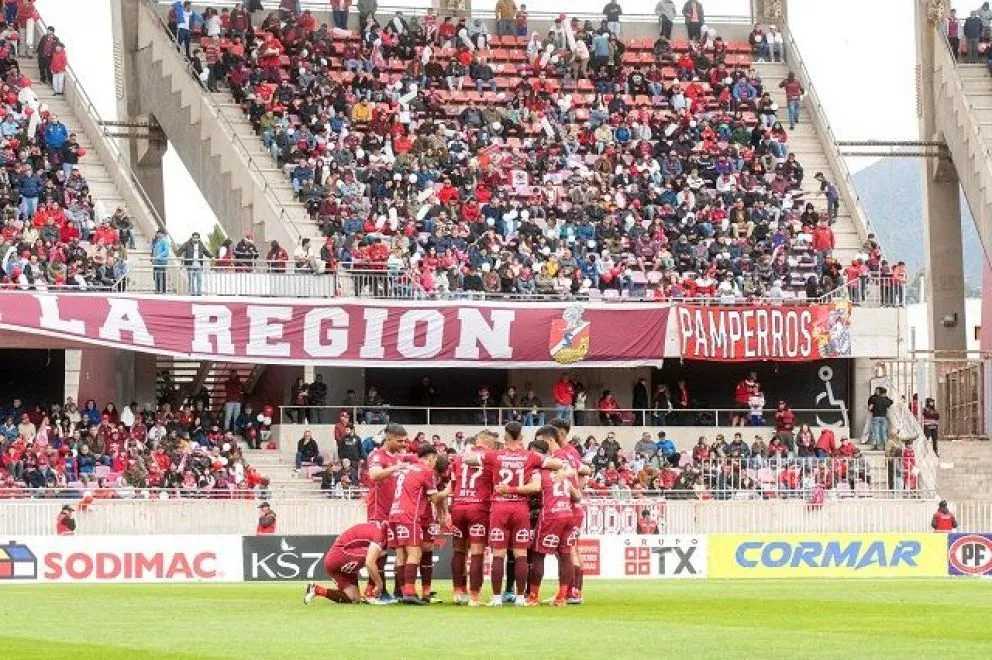 <h3>SIFUP vota por paralización indefinida del fútbol en Chile de manera unánime</h3><br />
```<br /> 2 Imagen de fútbol chileno