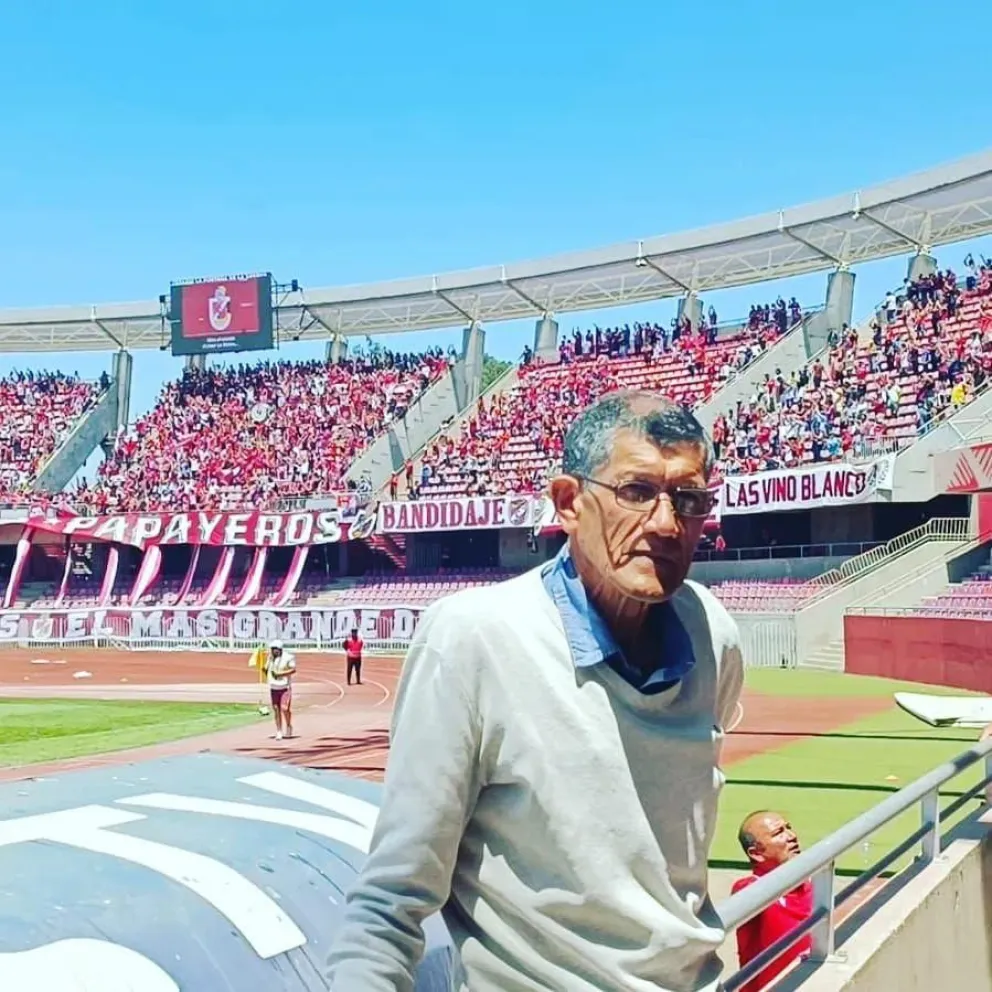 <h3>Club Deportes La Serena anunció el fallecimiento de su legendario jugador Hugo Hernán Iter</h3><br /> 2 Imagen de Hugo Hernán Iter