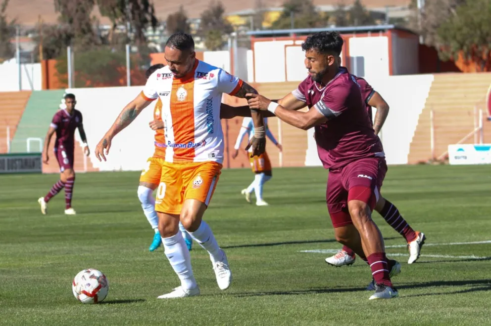 <h3>La Serena sigue sin levantar cabeza tras sufrir otra derrota</h3><br /> 2 Partido Deportes La Serena vs Cobresal