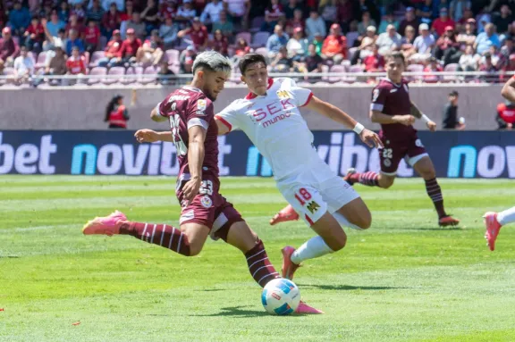 Club Deportes La Serena recibe a Unión La Calera en el estadio La Portada