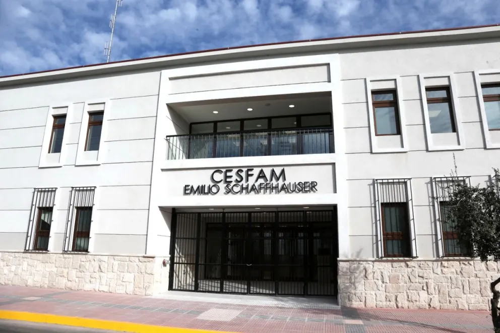 Los usuarios indican que desde el mes de enero se viene repitiendo la falta de medicamentos en varios de los Centros de Salud Familiar (CESFAM) y Centros Comunitarios de Salud Familiar (CECOSF).