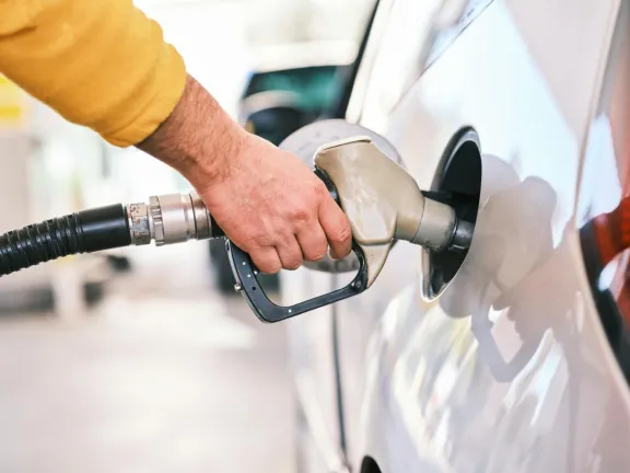Petroprix: La nueva bencinera low cost que desafía el mercado chileno