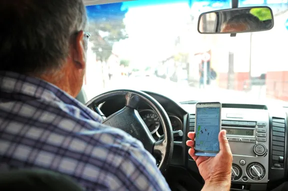 Contraloría aprueba reglamento de la “Ley Uber”