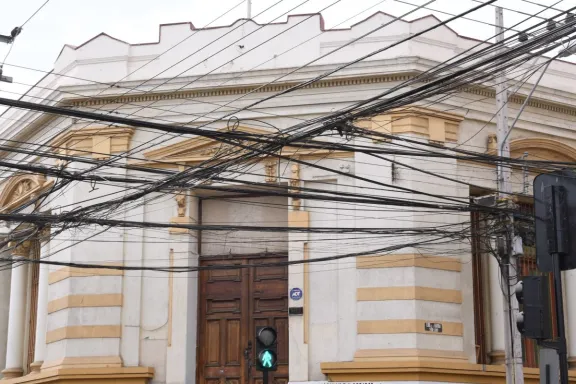 ¡Adiós a los cables abandonados en La Serena!