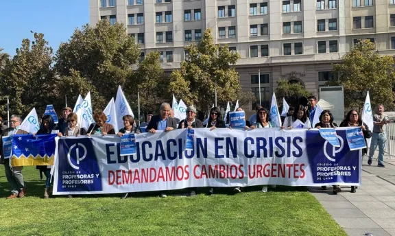 Profesores de la región se unen a paro nacional por 'agenda corta'