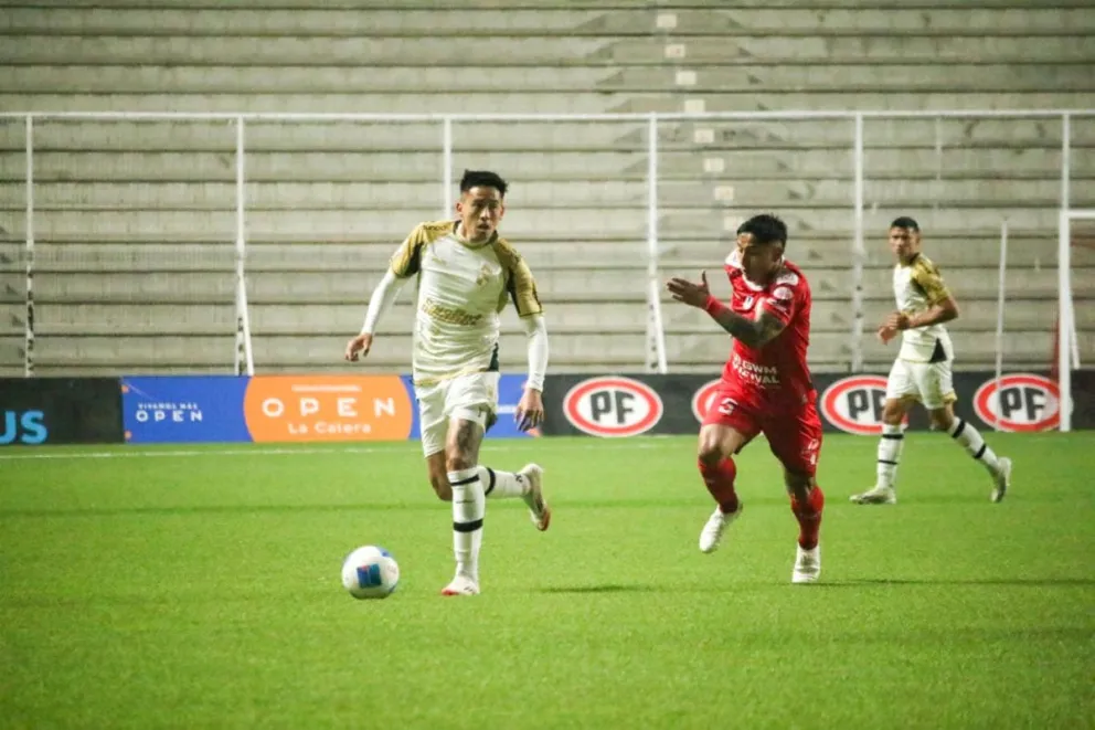 Coquimbo sacó adelante un duelo complicado ante Unión La Calera, un rival que estaba invicto en calidad de local. / JOAN OLIVARES