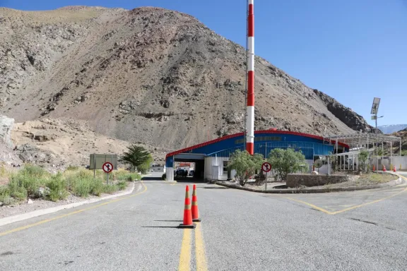 Gremios piden finalizar pavimentación en paso Agua Negra