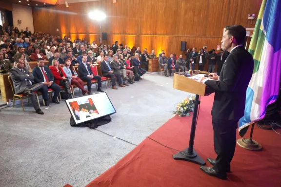 Gobernador Juliá anuncia proyectos clave para región