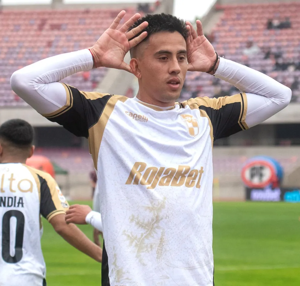 ¿Matías Palavecino a la UC? La aparición del jugador que desató rumores en San Carlos