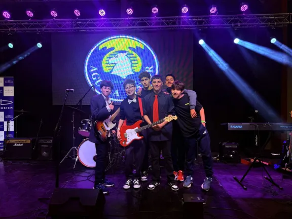 Colegio Amalia Errázuriz gana festival de bandas en La Serena