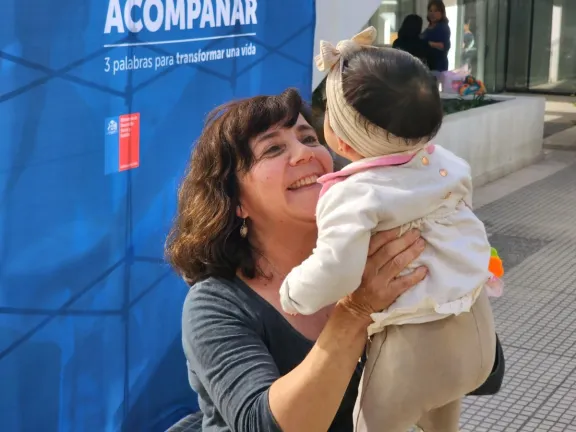 Historias de familias de acogida que inspiran desde el amor