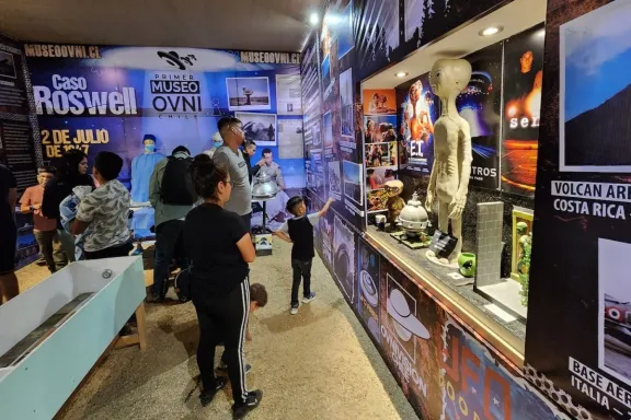 Museo OVNI y Big Bang Park: Panorama Familiar