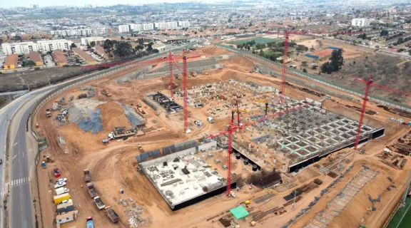 Construcción de hospitales destaca en reducción de tiempos de espera
